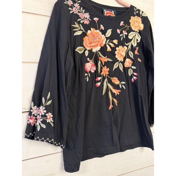Johnny Was Black Cotton Floral Embroidered 3/4 Sleeve Top Medium Boho - Picture 2 of 6